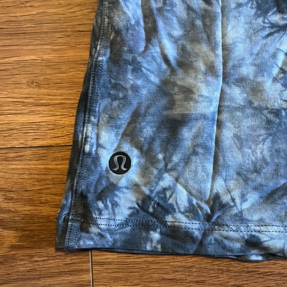 Lululemon All Yours Tank Top *Earth Dye
Earth Dye Stone - Picture 9 of 9